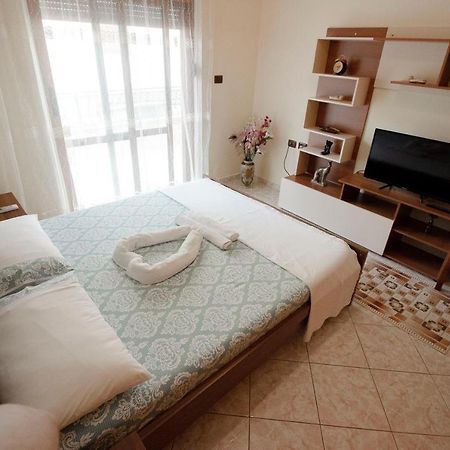 Artur'S Apartment 2 Gjirokastër المظهر الخارجي الصورة
